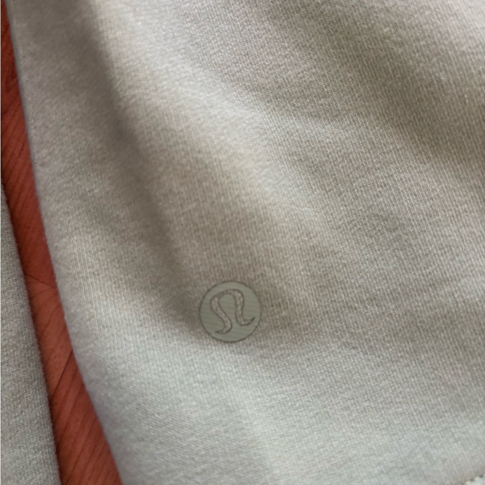 Lululemon Cropped Fleece Hoodie NWOT